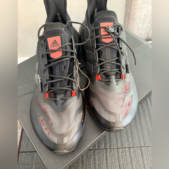 Ultraboost 21 GTX - Picture 2 of 4